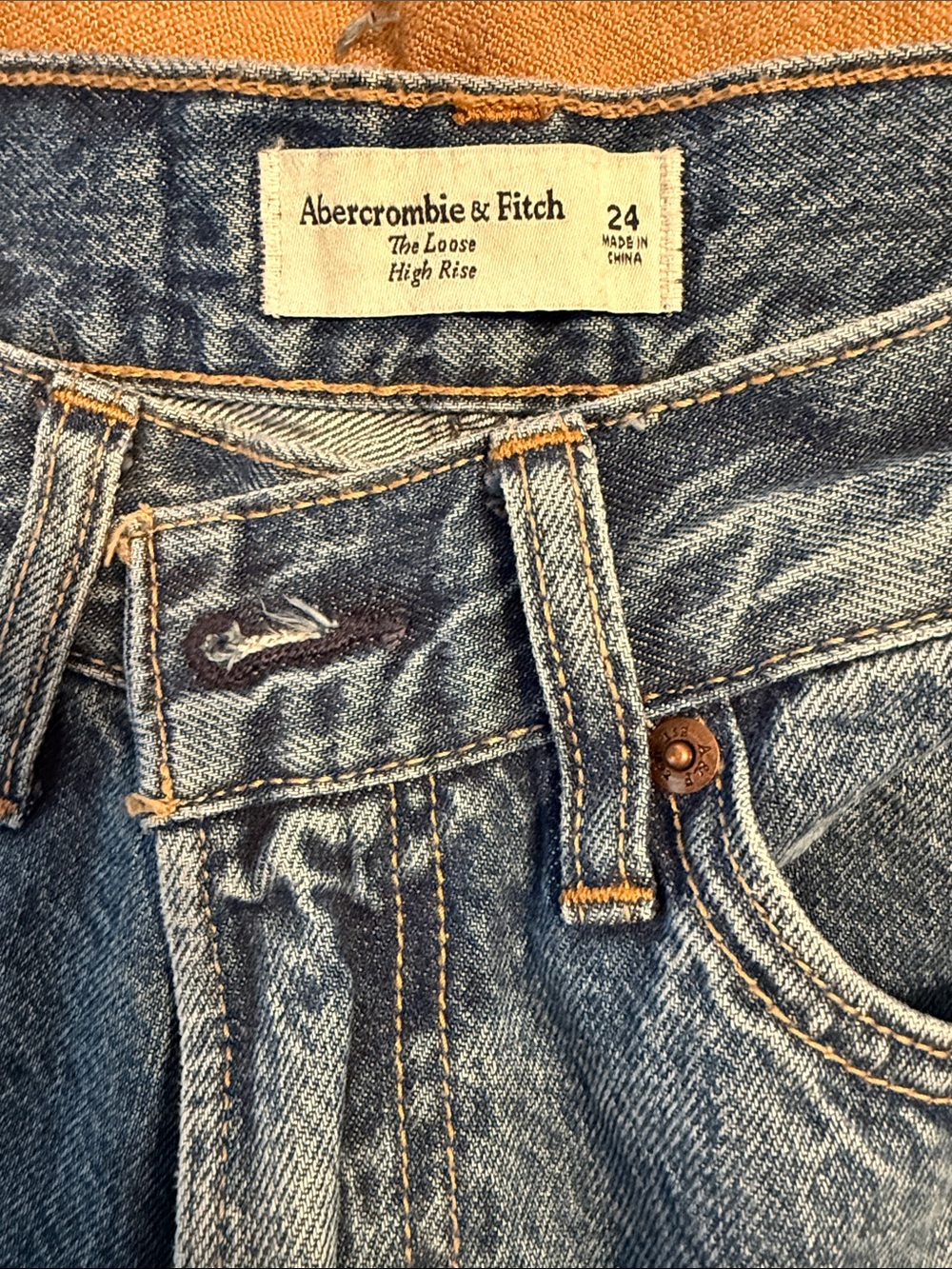 Abercrombie & Fitch The Loose High Rise Jeans in Light Blue Denim